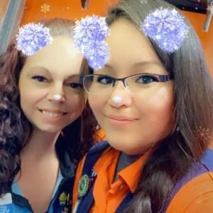 Meet your Posher, Loranda